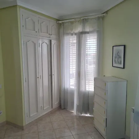Lia Villa